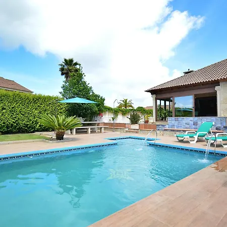 Vila Galihost - Marianina Ribadumia